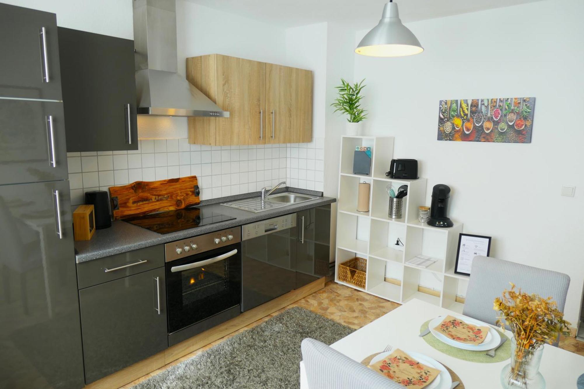 Schoelerberg Apartment Mit Tiefgaragenparkplatz Und Kingsize-Bett Osnabrueck Exterior photo